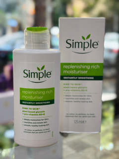 کرم مرطوب کننده و آبرسان سیمپل مدل ریچ | 125ml Replenishing Rich Moisturiser